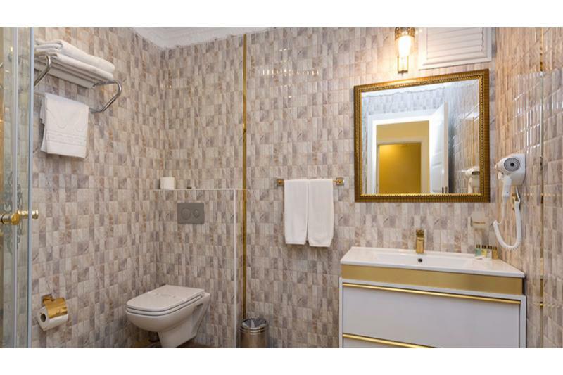 Merada Suit Otel Mersin  Ngoại thất bức ảnh